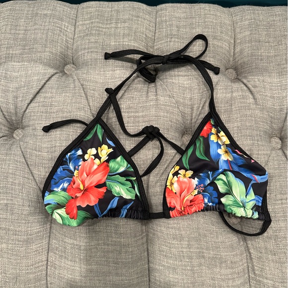Fede Swimwear tropical string bikini - Picture 3 of 11